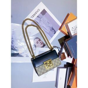 Gucci Women Pre-Loved Bag Very Good Condition